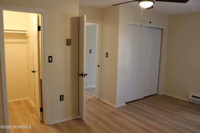Building Photo - 7 Pine Cluster Cir