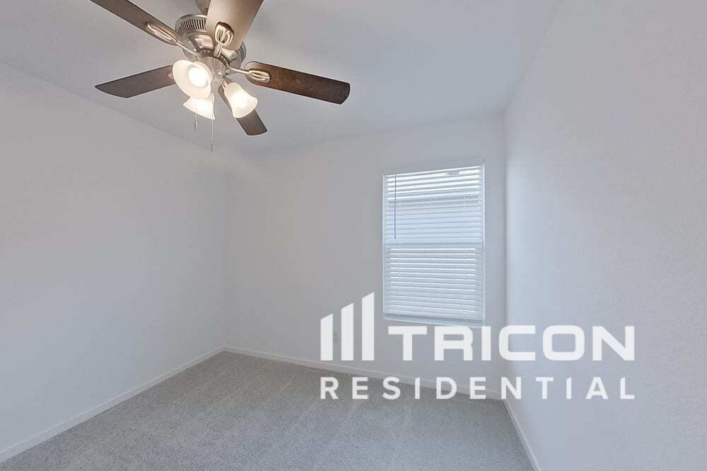 Building Photo - 907 Ponderosa Ln