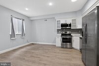 Building Photo - 523 N 11th St