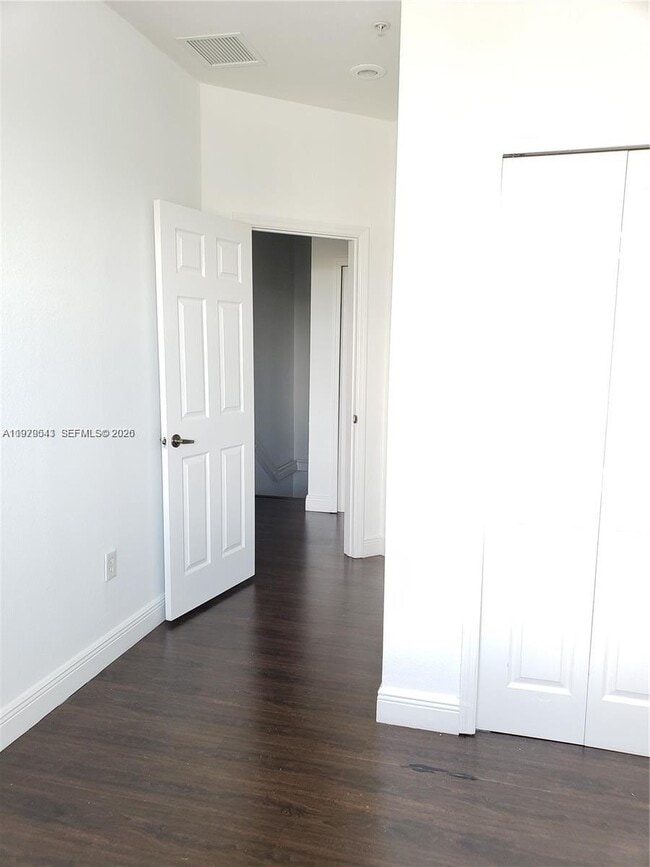 Building Photo - 11202 NW 83rd St