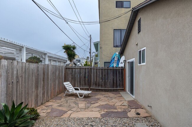 Building Photo - 3 Bedroom + 2 Bathroom Duplex | Silverstrand | Oxnard | Unfurnished