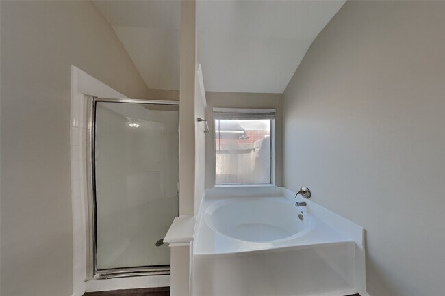 Building Photo - 3707 Cane Lake Dr