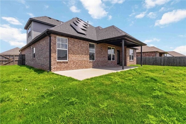 Building Photo - 931 E Skyline Lp