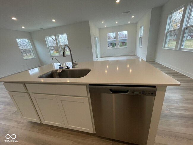 Building Photo - 6852 Orchard Run Cir