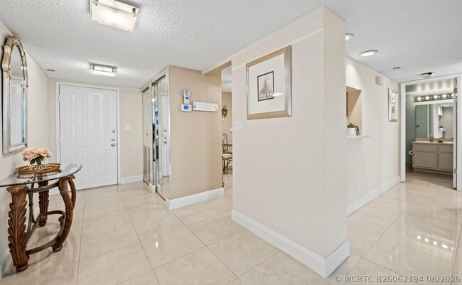 Building Photo - 3420 S Ocean Blvd