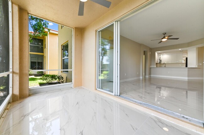 Building Photo - 12510 Crystal Pointe Dr