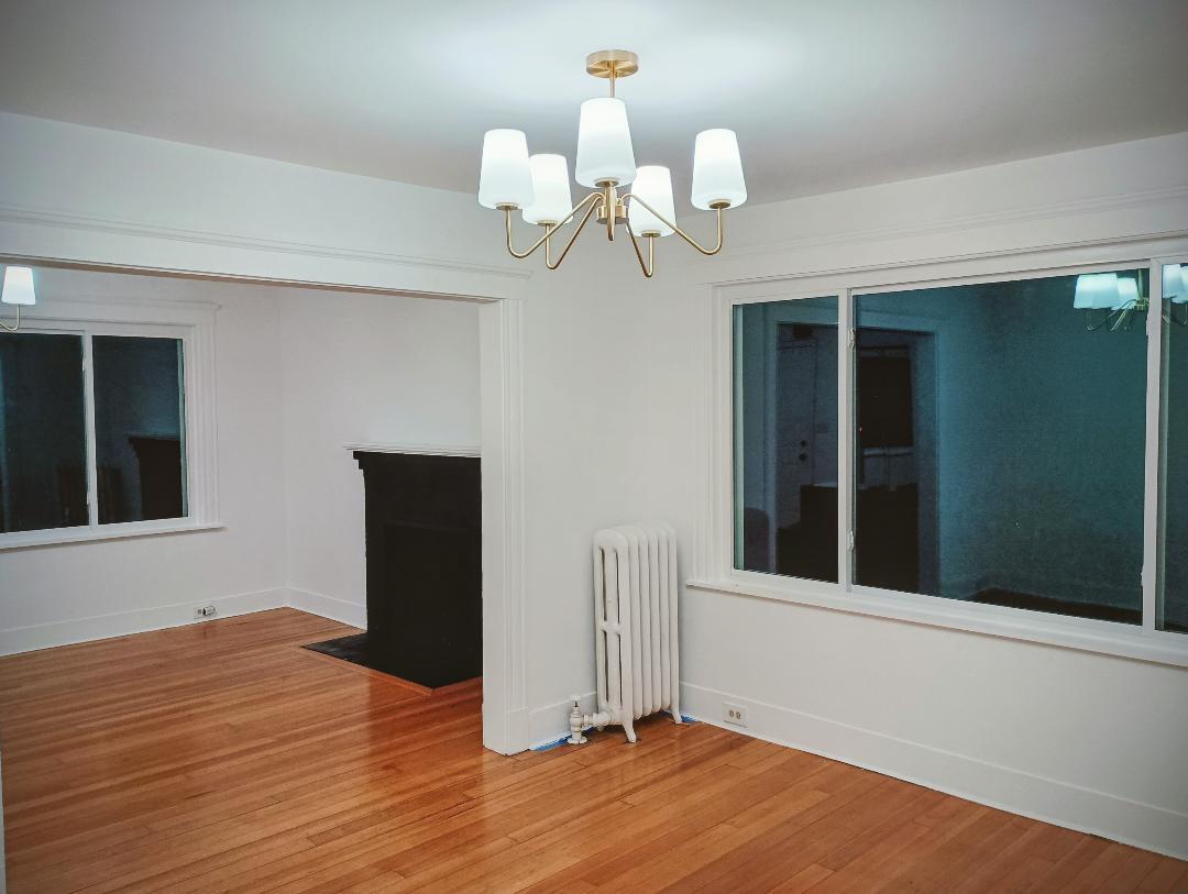 Building Photo - 836 Belmont St