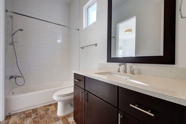 Building Photo - 6133 Seville Dr