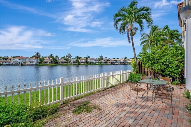 Building Photo - 11160 NW 73rd St