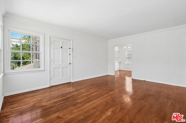 Building Photo - 1047 S Holt Ave