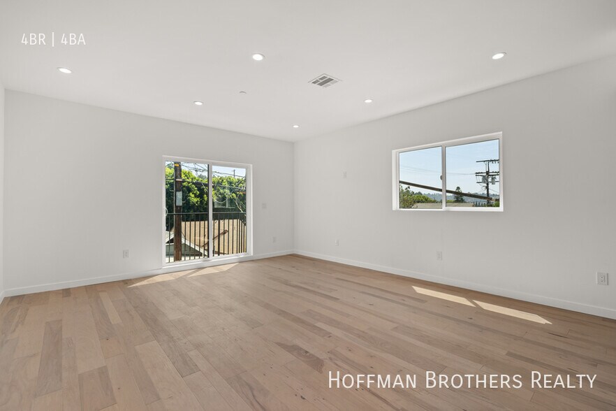 Building Photo - 3564 N Eagle Rock Blvd