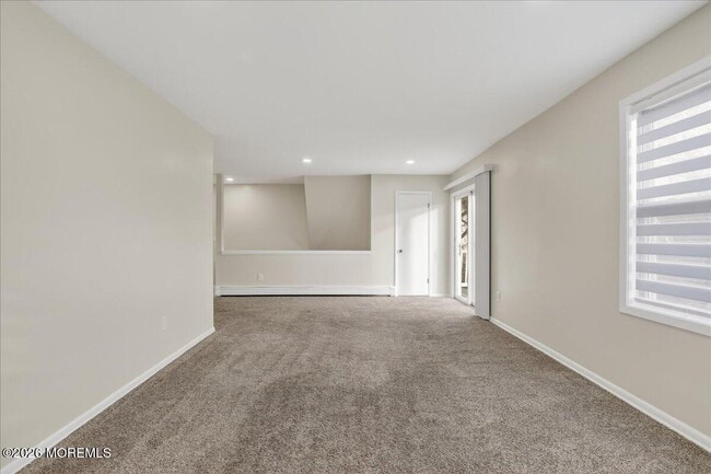 Building Photo - 21 Washington St