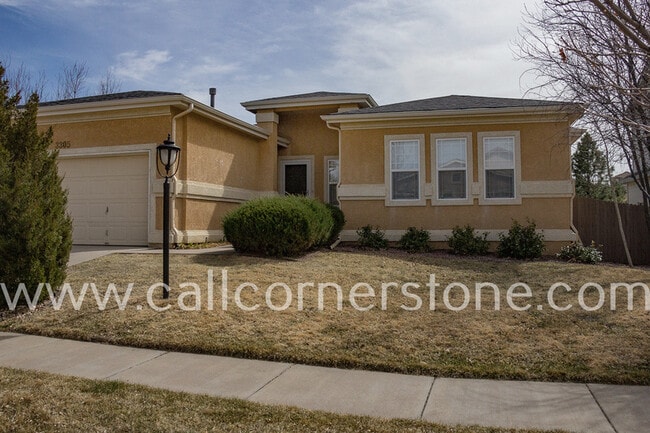 Primary Photo - 3305 Hollycrest Dr