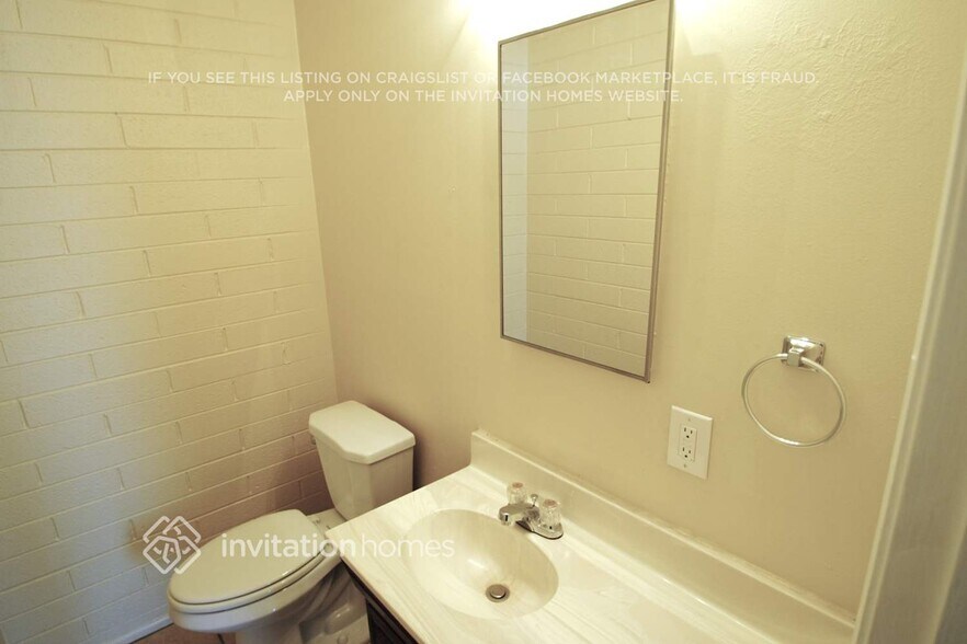 Building Photo - 6012 W Medlock Dr