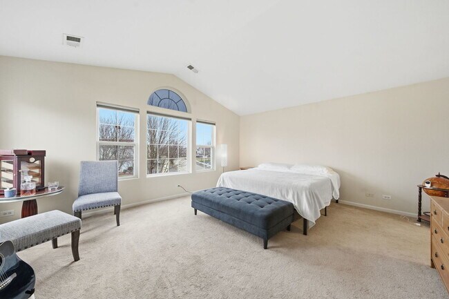 Building Photo - 1836 Candlelight Cir