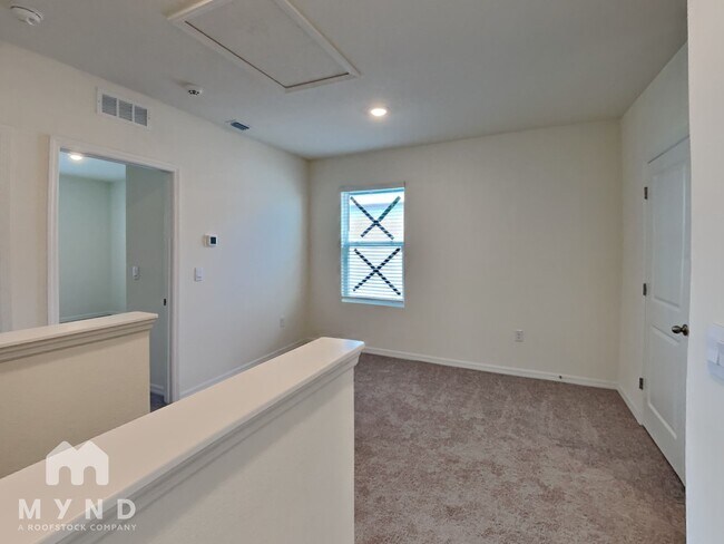 Building Photo - 33996 Jasper Stone Dr