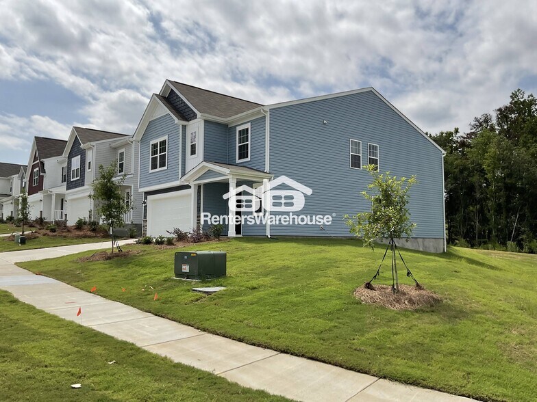 Building Photo - 10203 Chatham Run Ln