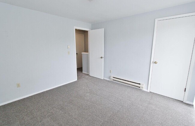 Building Photo - 123 Oxley Rd