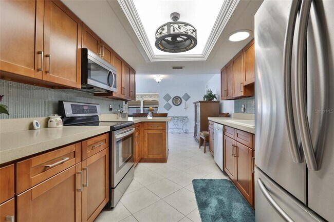 Building Photo - 2035 Hampstead Cir
