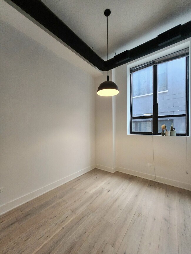 Building Photo - 3228 W Palmer St
