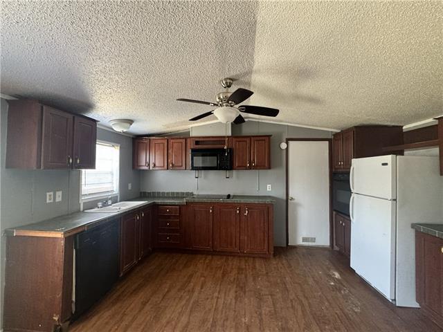 Building Photo - 52563 S Evans Rd