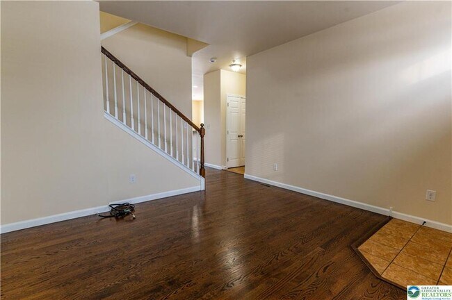 Building Photo - 241 Snapdragon Way