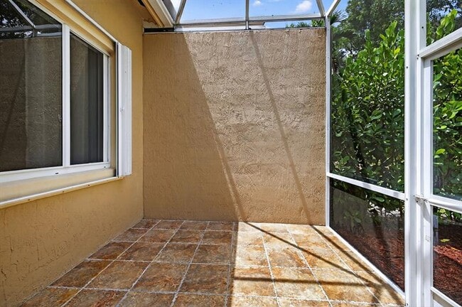 Building Photo - 5711 NW 125th Ave