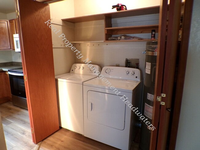 Building Photo - 2 Bed 2 Bath Condo For Rent