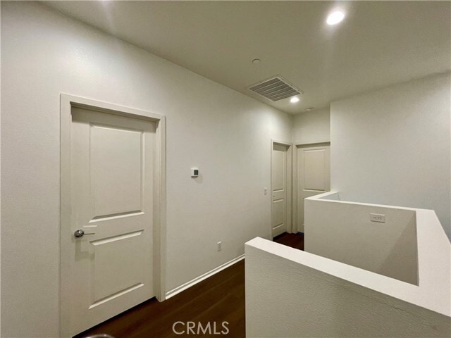 Building Photo - 205 W Via Presido