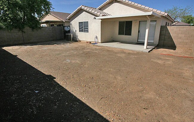 Building Photo - 14933 W Caribbean Ln