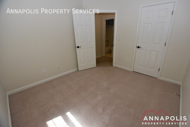 Building Photo - 1291 Circle Dr
