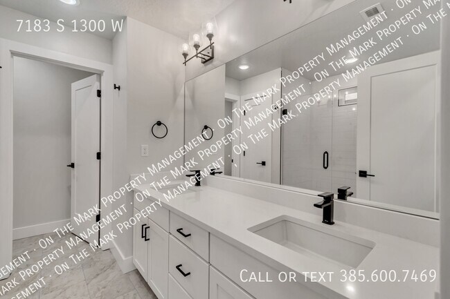 Building Photo - 7183 S 1300 W