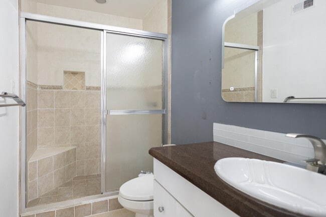 Building Photo - 9460 SW 61st Way