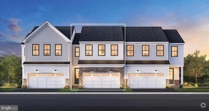Building Photo - 703 Juniper Ct