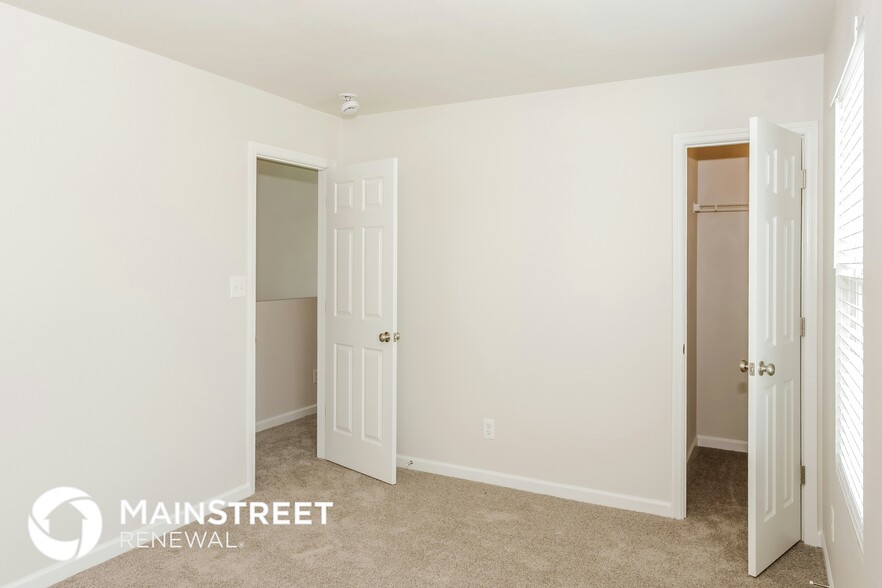 Building Photo - 129 Forestbrook Dr