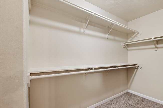 Building Photo - 5810 Post Oak Manor Dr