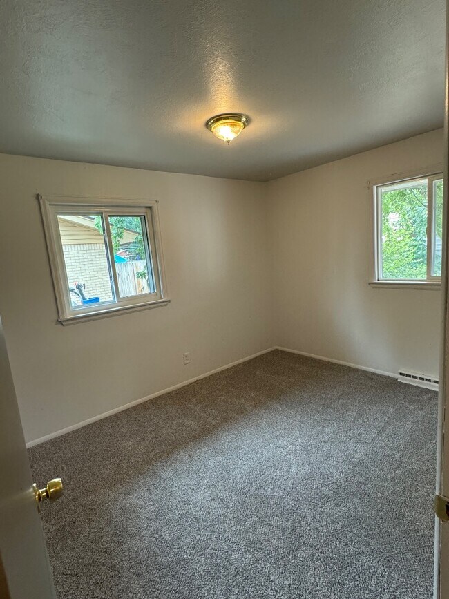 Building Photo - 2467 S Patton Ct