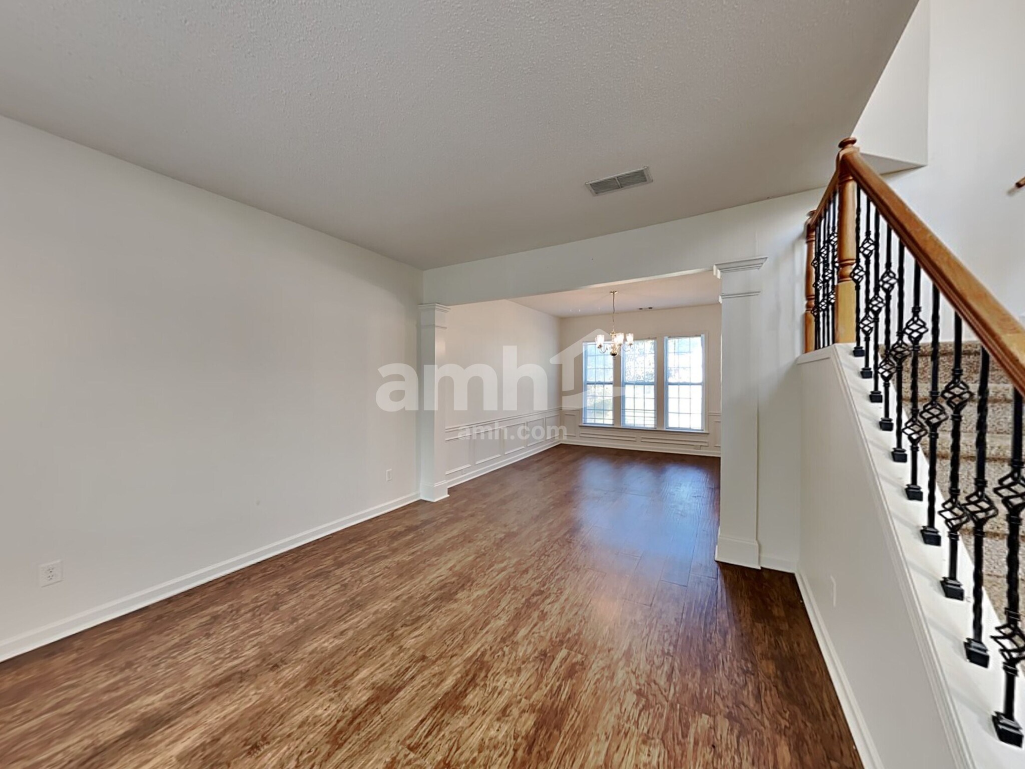 Building Photo - 4505 Glenaire Dr NW