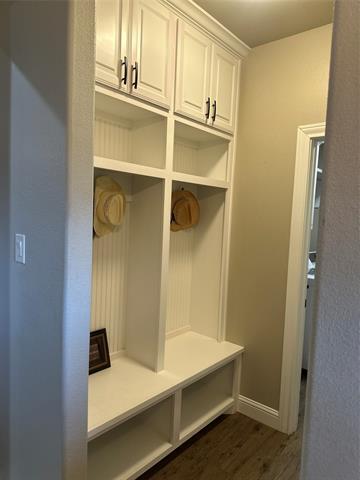 Building Photo - 6617 Cedar Elm Dr