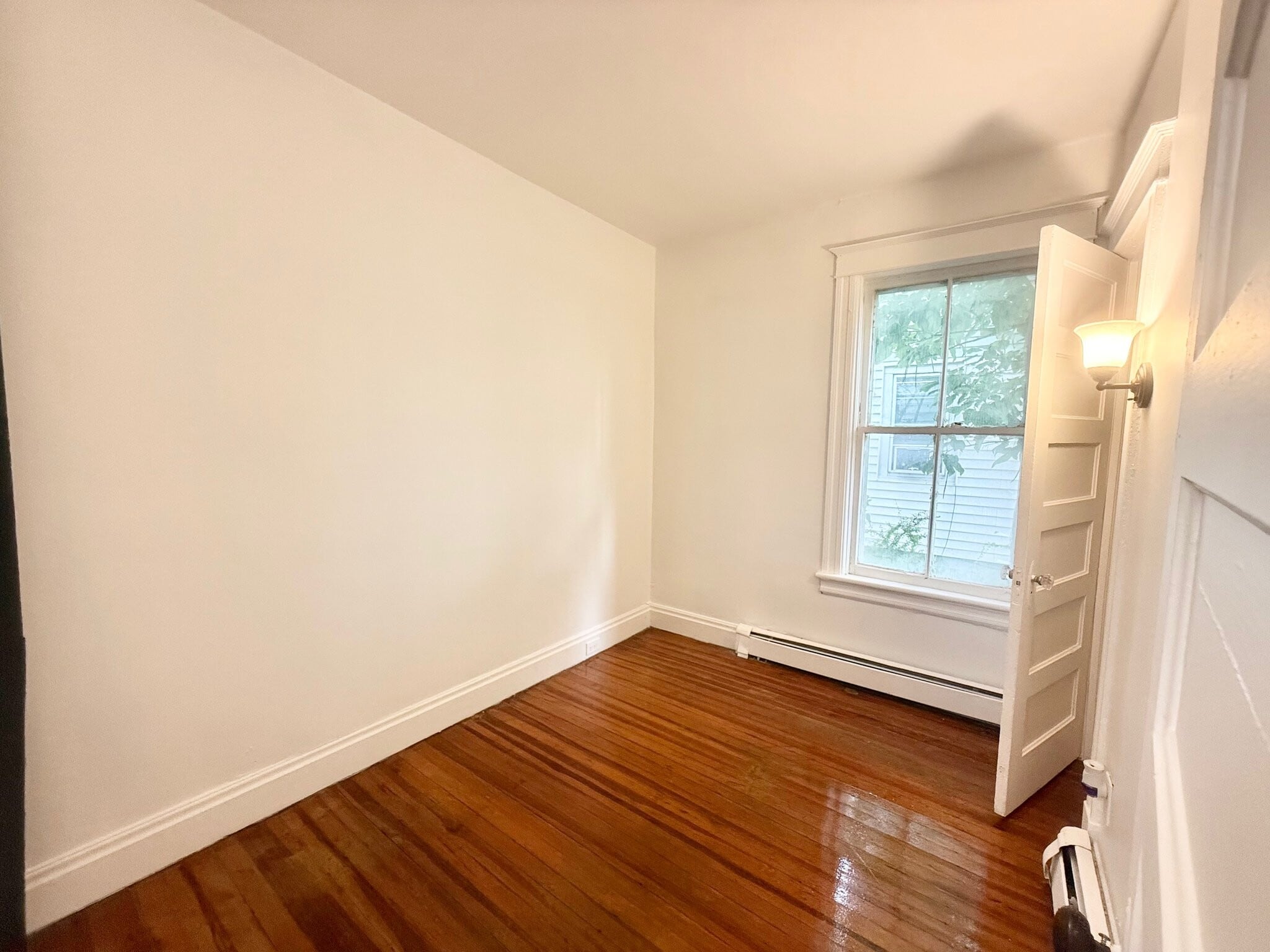 Building Photo - 374 3rd Ave
