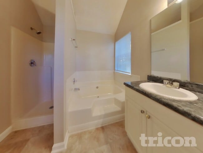 Building Photo - 3893 Drifting Quill