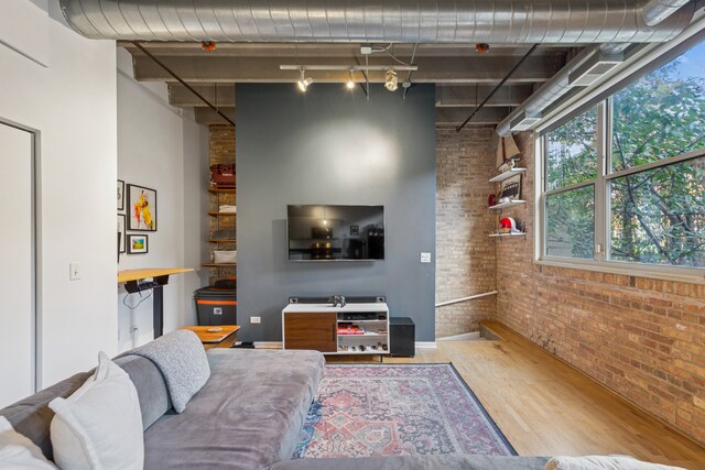 Building Photo - 1740 N Maplewood Ave