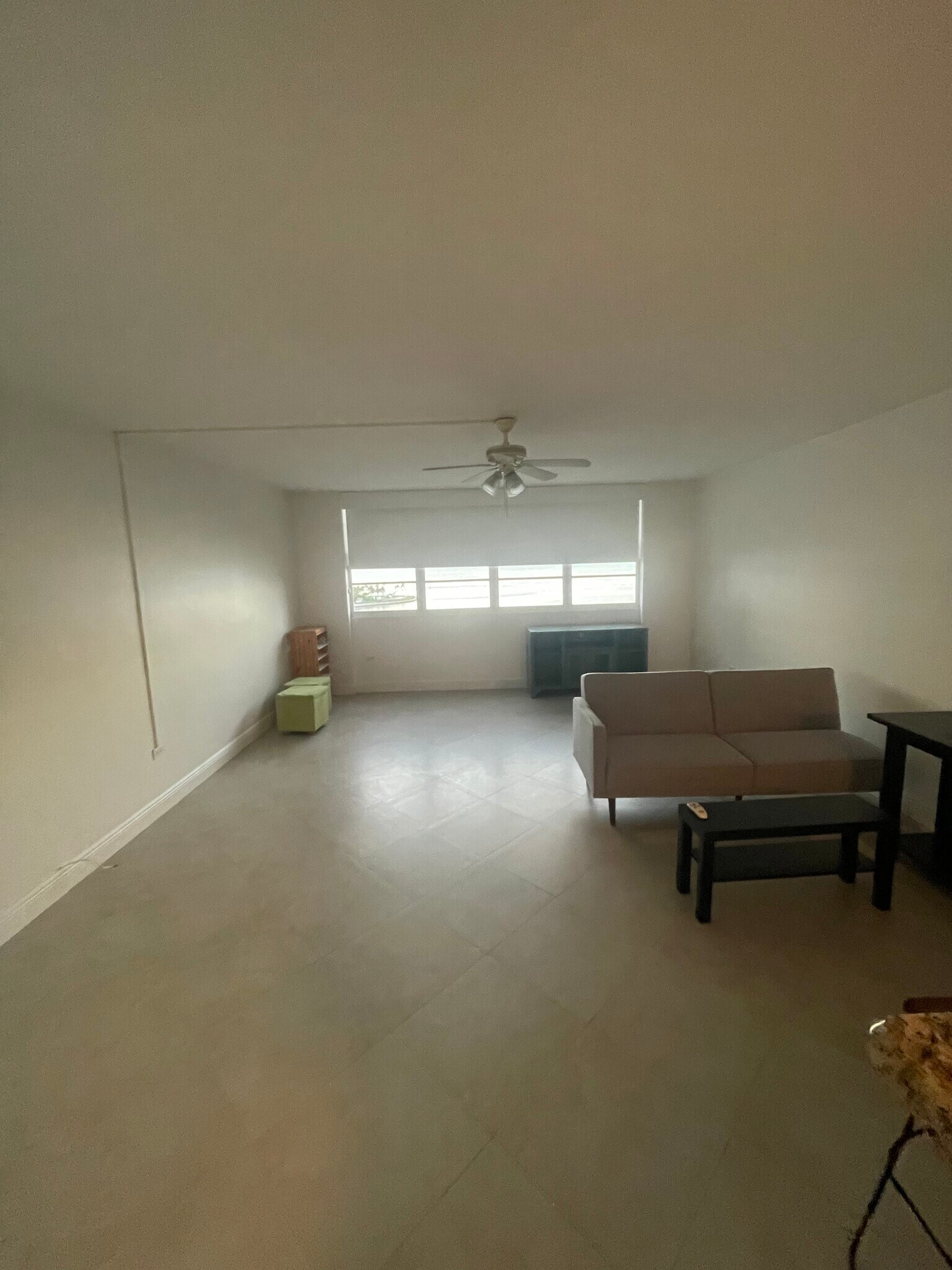Building Photo - 999 Brickell Bay Dr