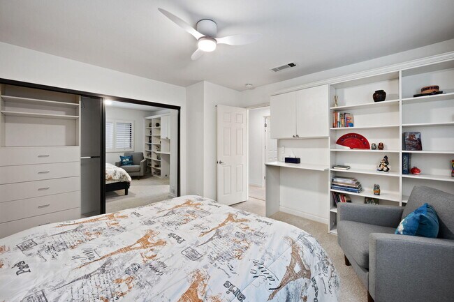 Building Photo - 69 Camino Arroyo N