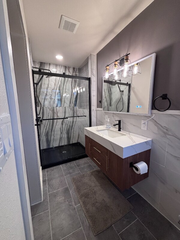 Building Photo - 11295 SW Blakeney St