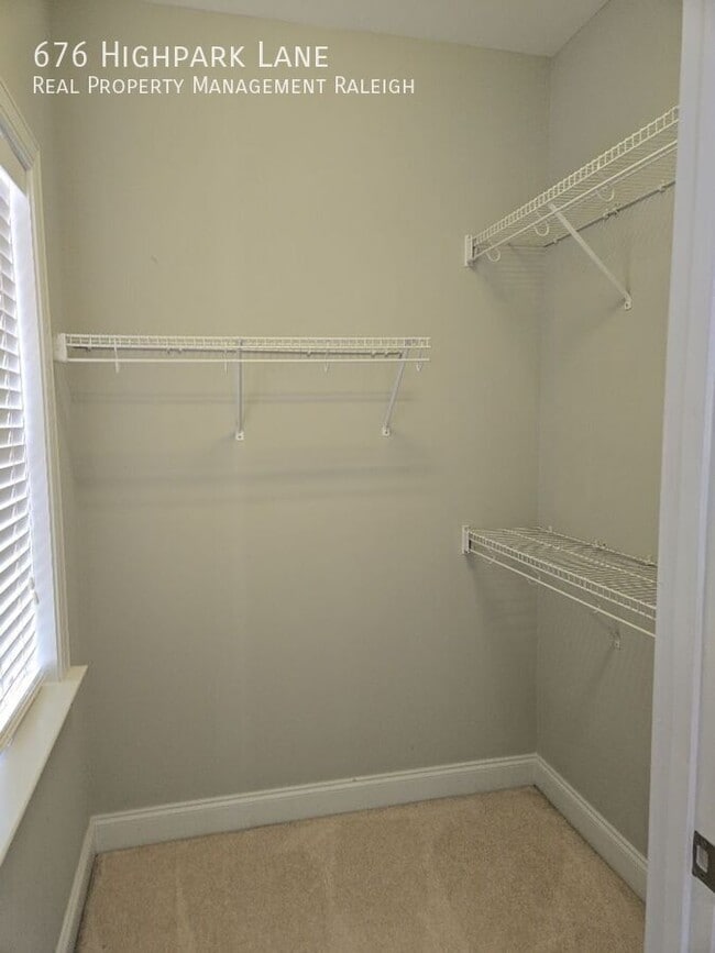 Building Photo - 676 Highpark Ln