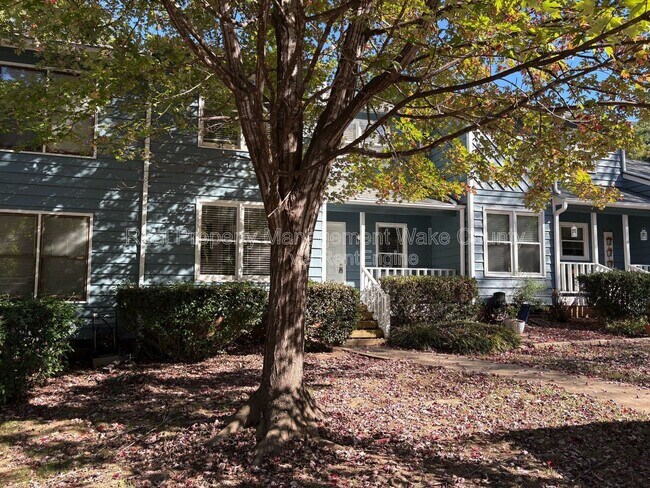 Building Photo - 306 Applecross Dr