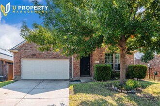 Building Photo - Charming two-story brick home in the desir...