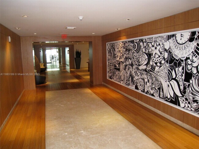 Building Photo - 900 Biscayne Blvd