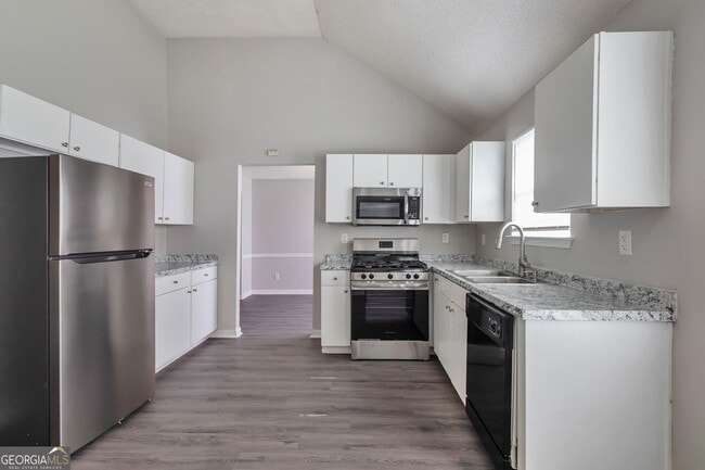 Building Photo - 10744 Misty Meadows Ct